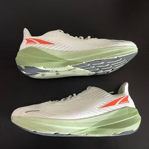 Altra FWD Experience Men’s Size 11.5 D